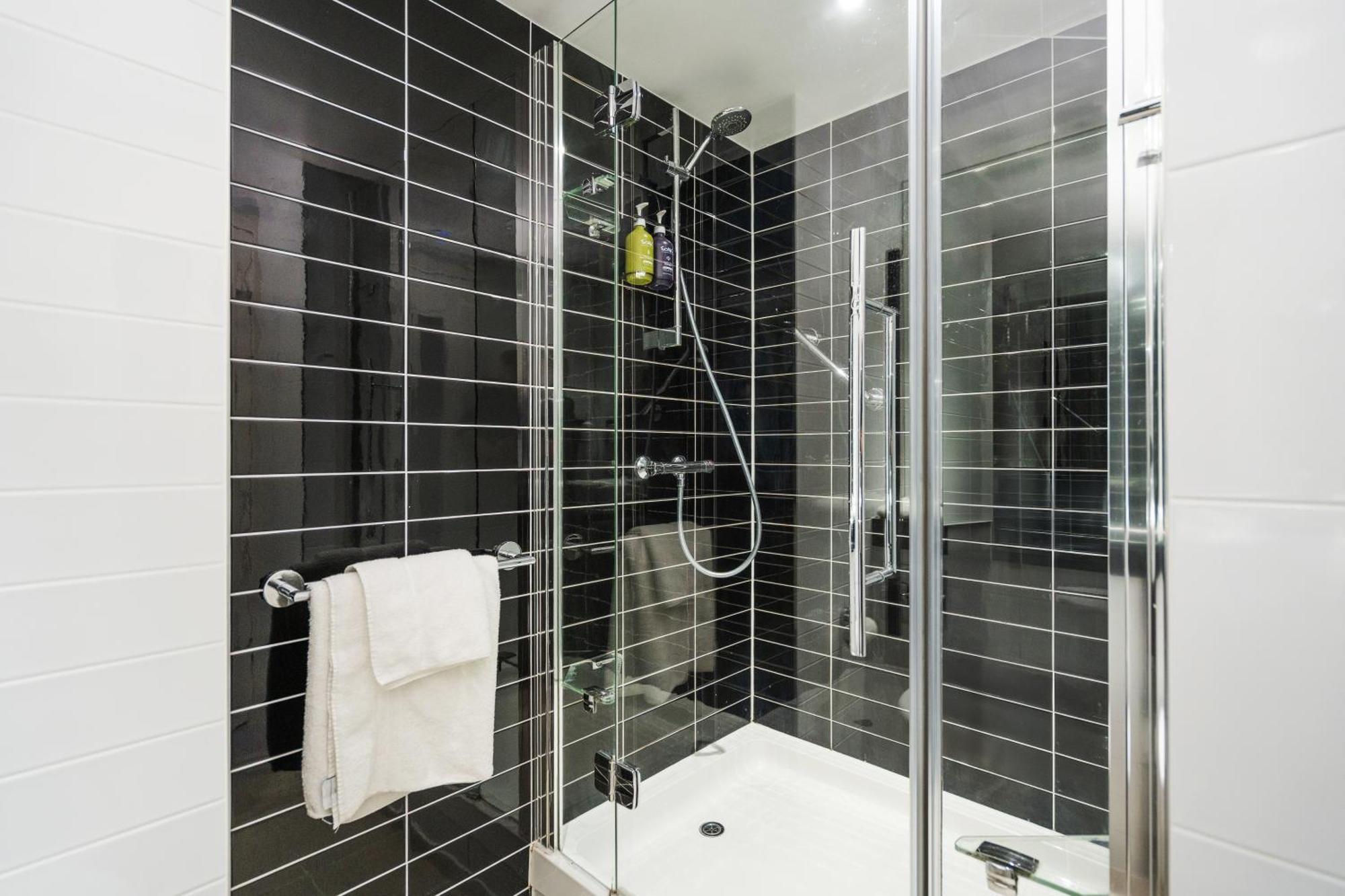 Holiday Inn Express Cambridge Duxford M11 Jct 10 By Ihg Εξωτερικό φωτογραφία