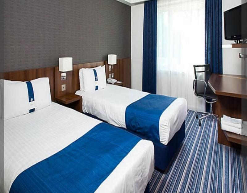 Holiday Inn Express Cambridge Duxford M11 Jct 10 By Ihg Εξωτερικό φωτογραφία