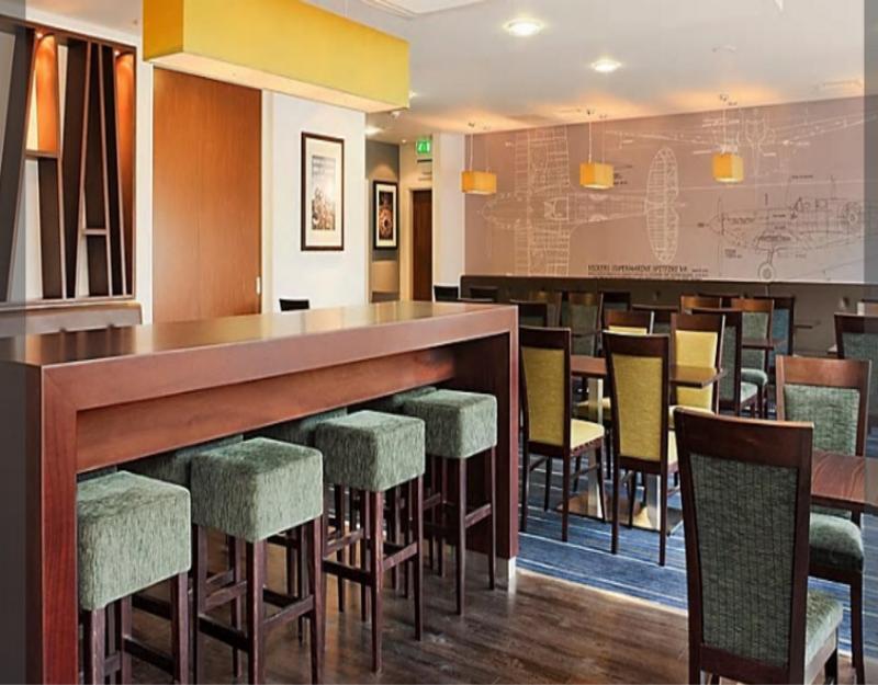 Holiday Inn Express Cambridge Duxford M11 Jct 10 By Ihg Εξωτερικό φωτογραφία